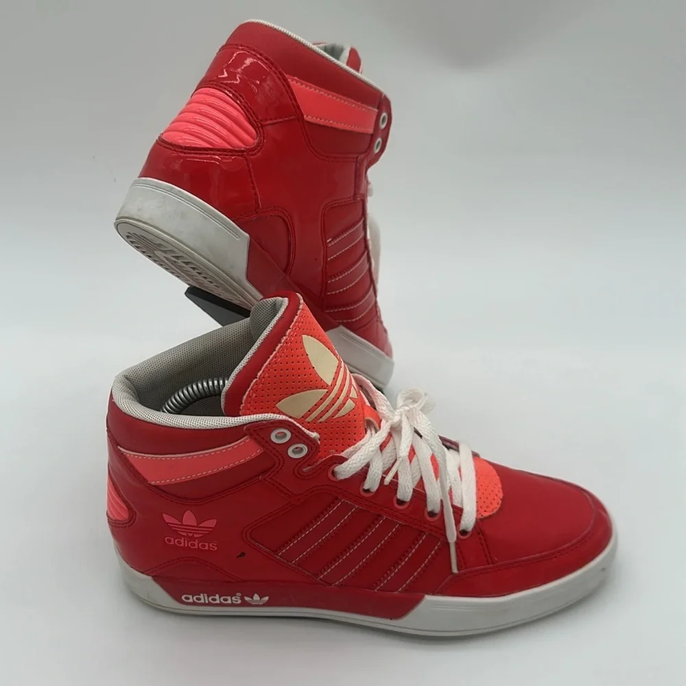 adidas Originals Hard Court Hi Women's Size 7 Red Sneakers